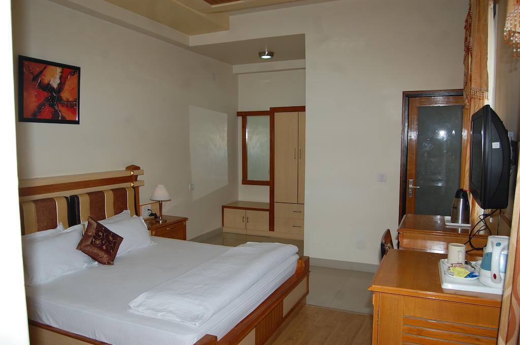 Metro Palace Hotel Bikaner Værelse billede